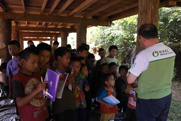 A visit to the workplace in Thailand ② Mae La Noi people who are thankful for small things.